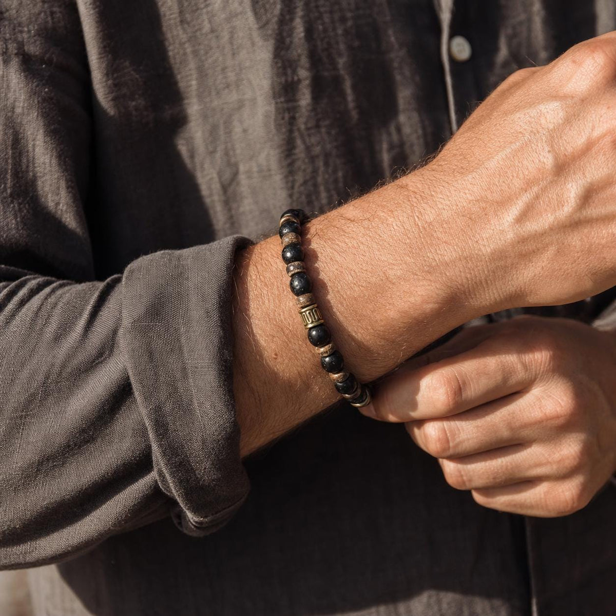 Black and Brown Coconut Shell Bracelet