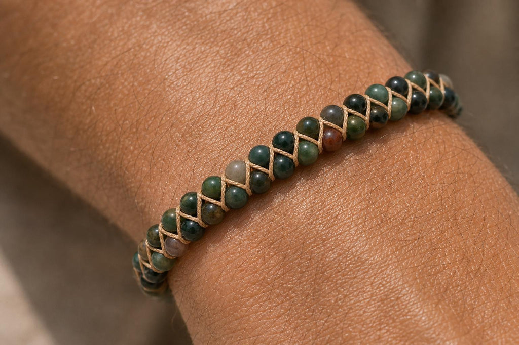 Green Agate-Style Woven Bracelet