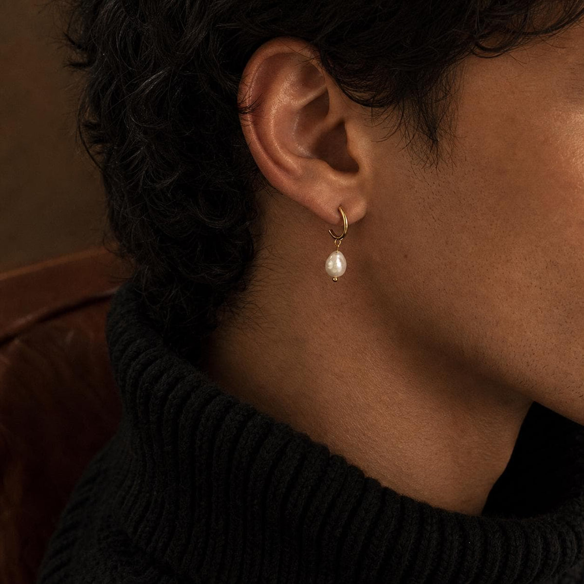 Baroque Pearl Gold C-Hoop Earring