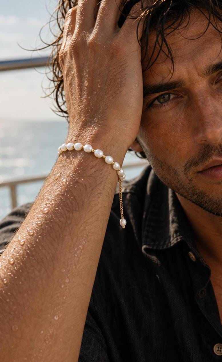 Freshwater Pearl and Gold Bead Bracelet